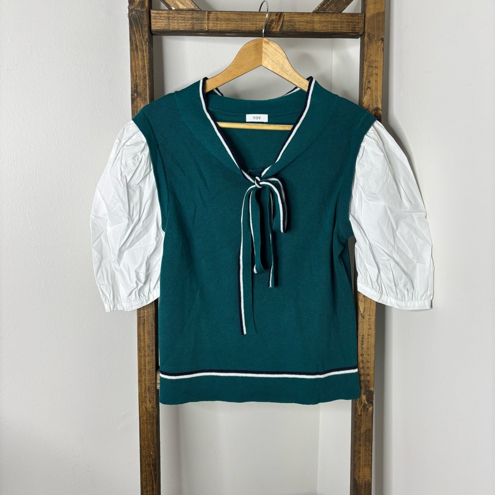 VOY Teal and White Women's Top S